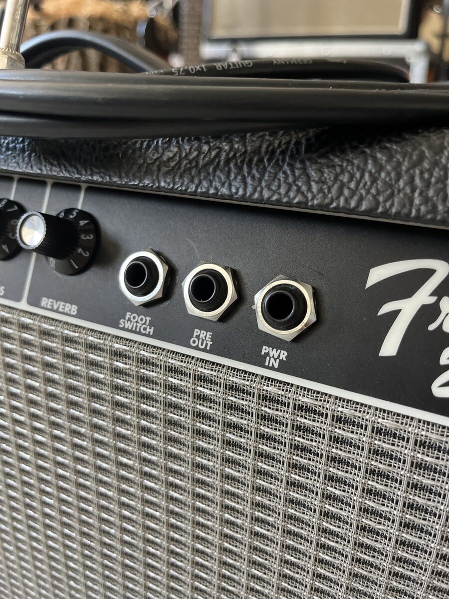 Fender Frontman 212R Gitarové kombo - 2