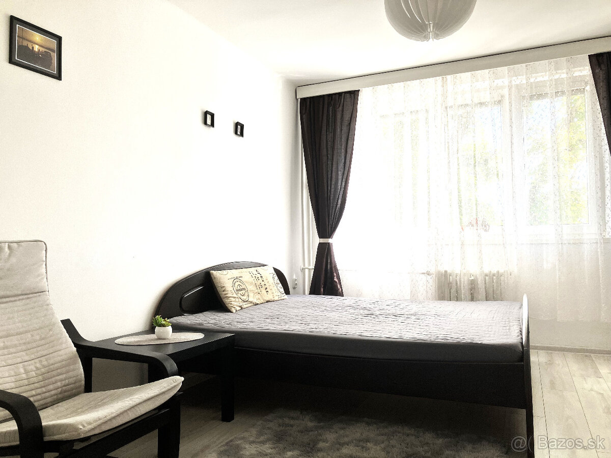 Bývanie skoro v centre - 2