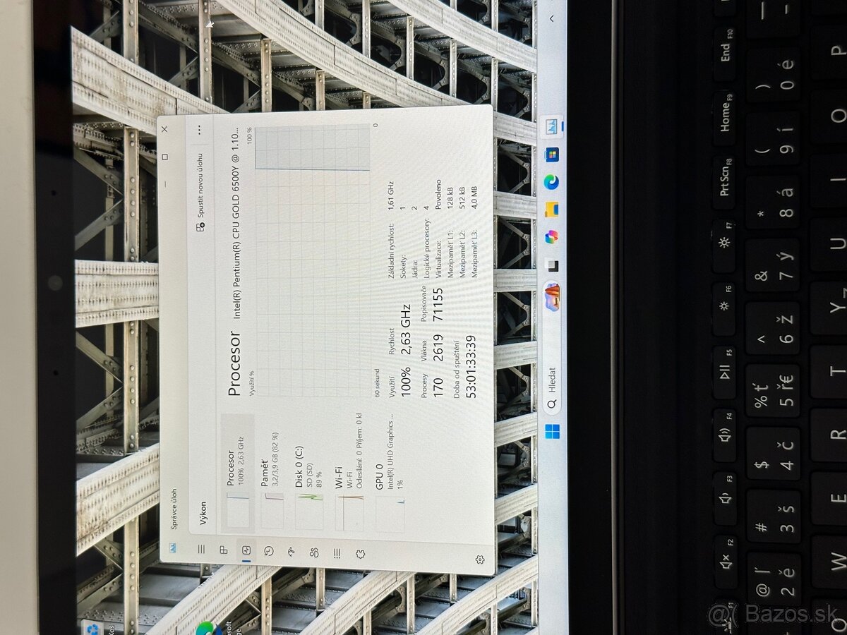 Microsoft Surface Go 3 - 2