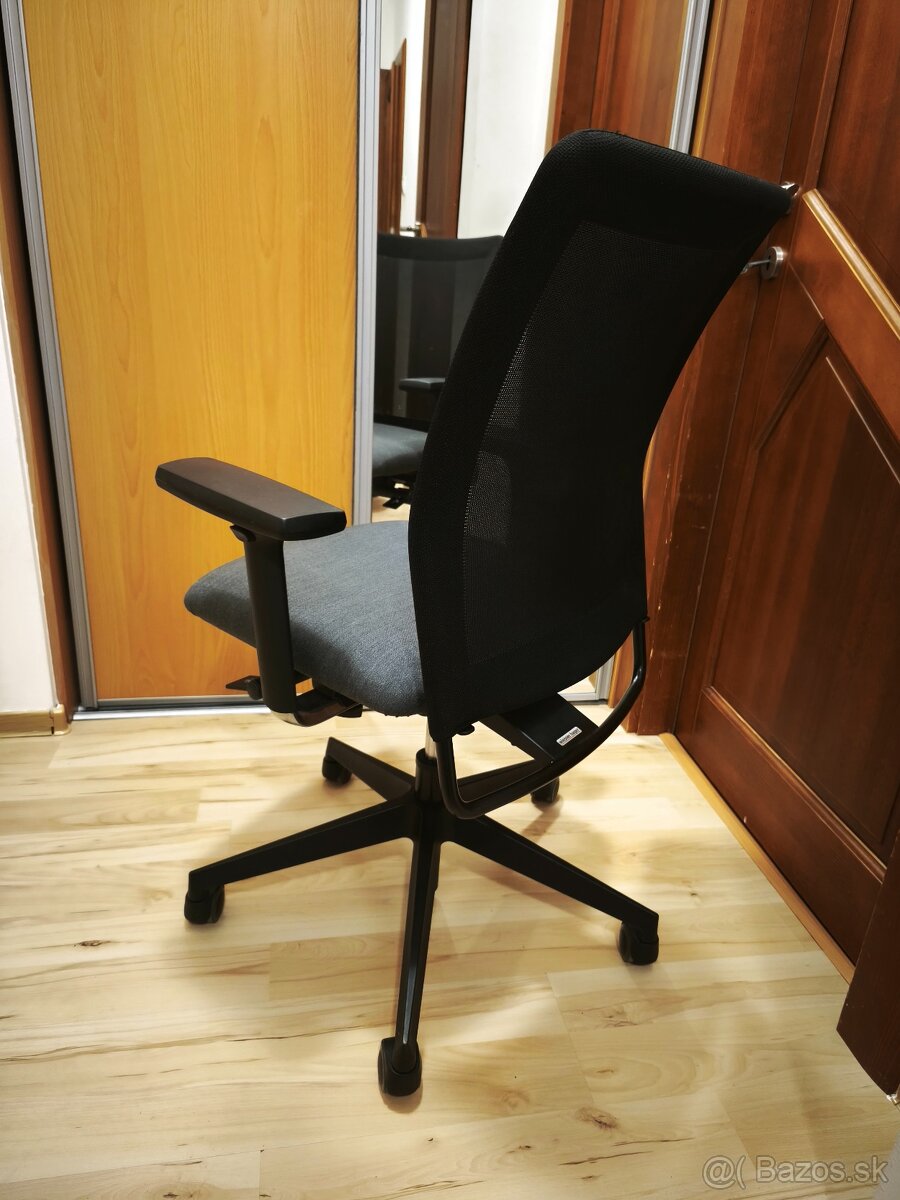 KANCELARSKA STOLICKA - 2