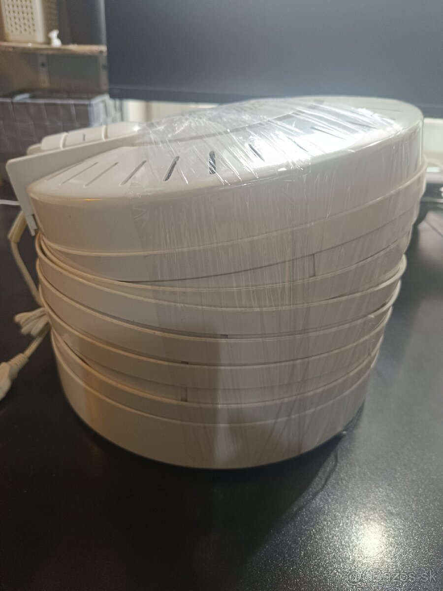 Predám nepoužívanu sušičku na potraviny Mos - 2