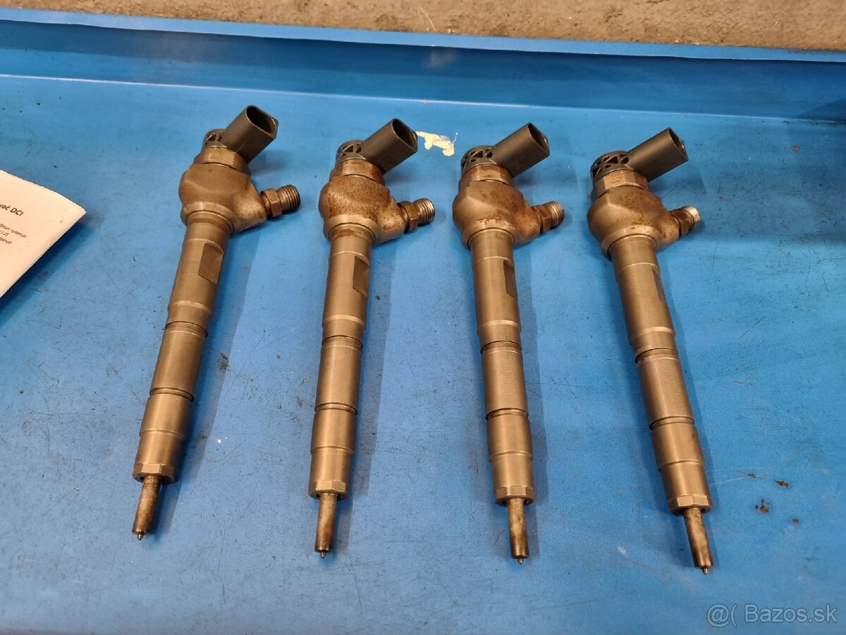 Vstrekovacie trysky 04L130277G 0445110477 s protokolom - 2