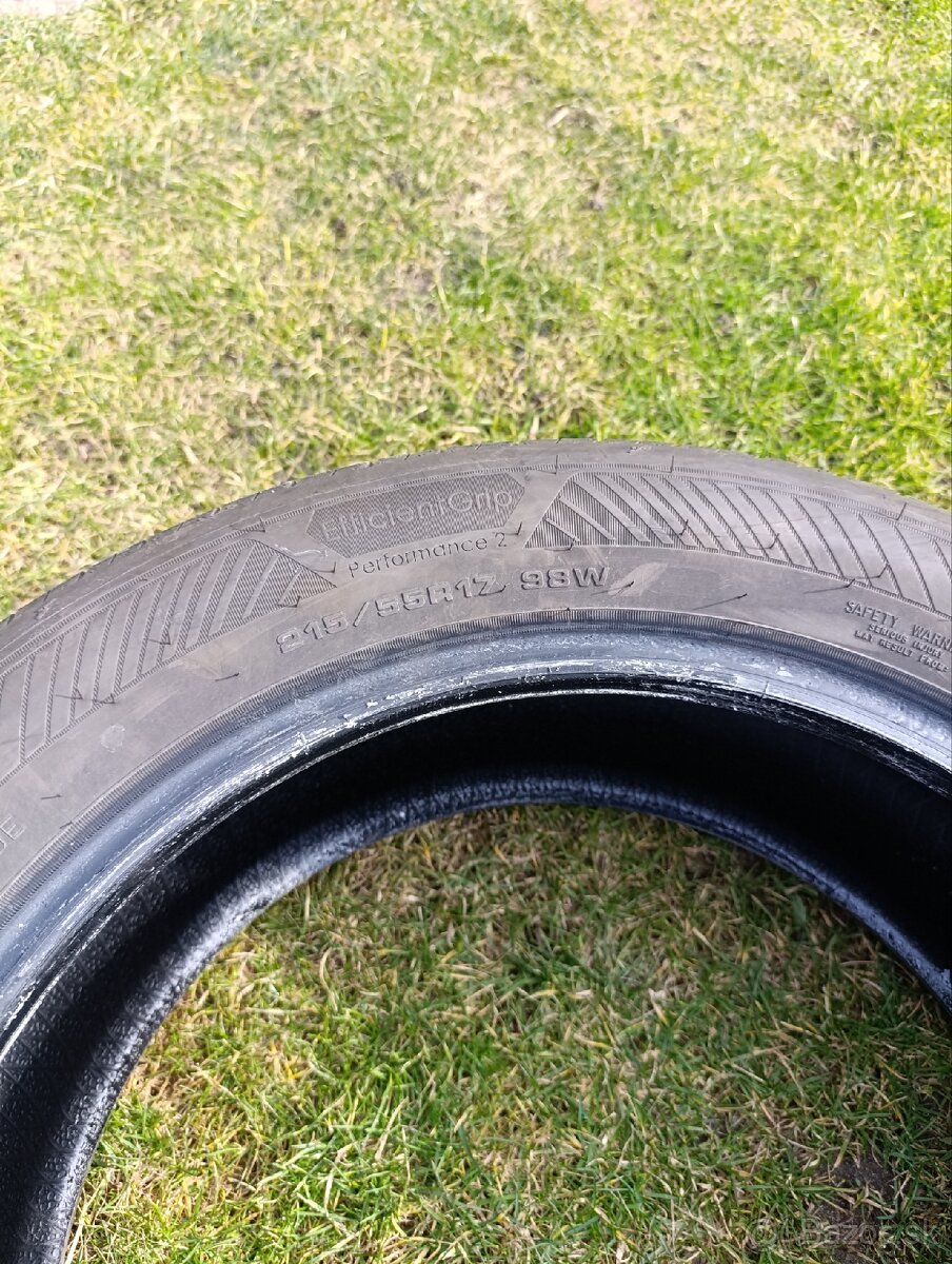 Letne pneu 215/55 R17 - 2