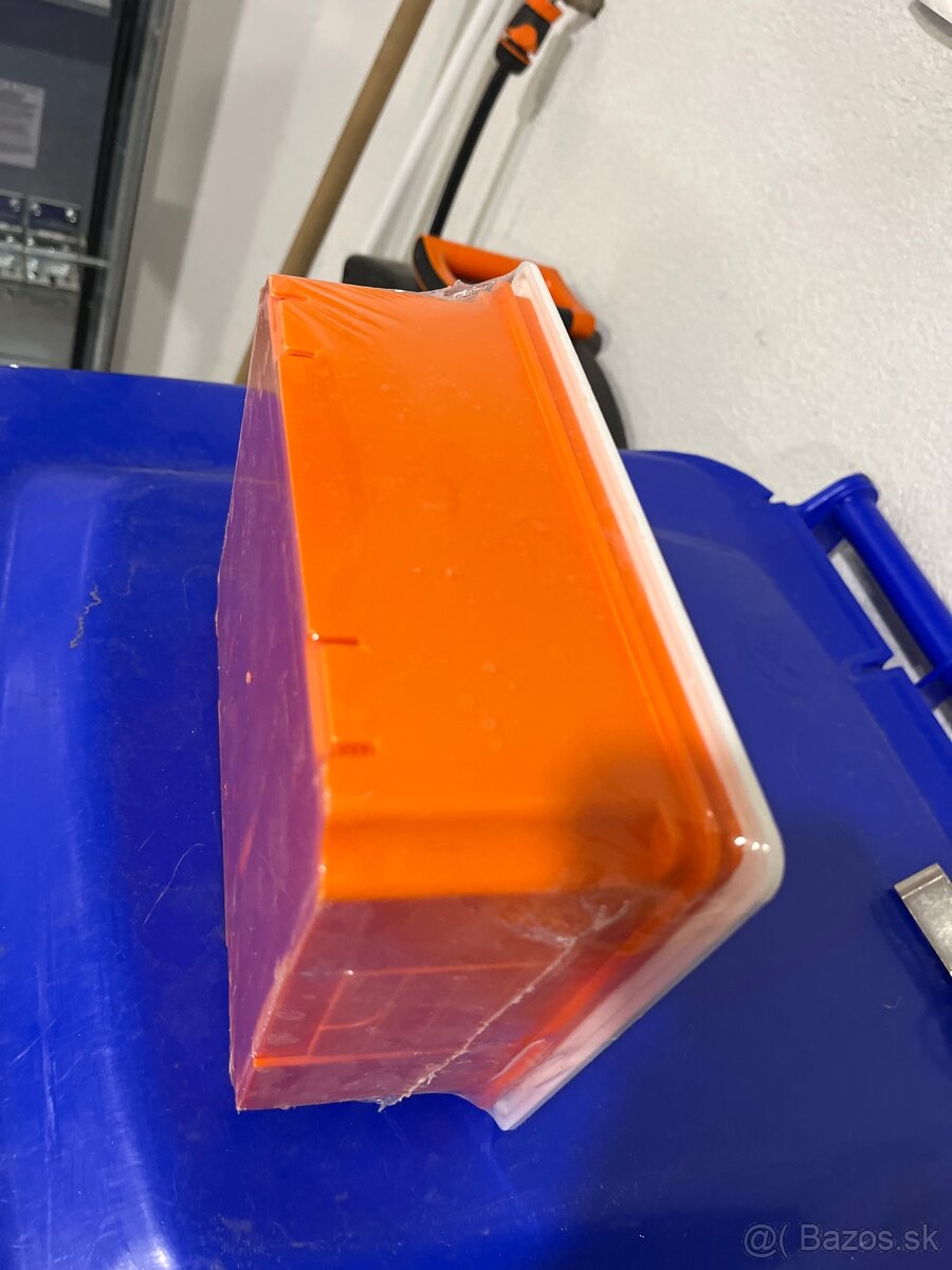 Predam novú krabicu Pawbol na bleskozvod do zateplenia - 2