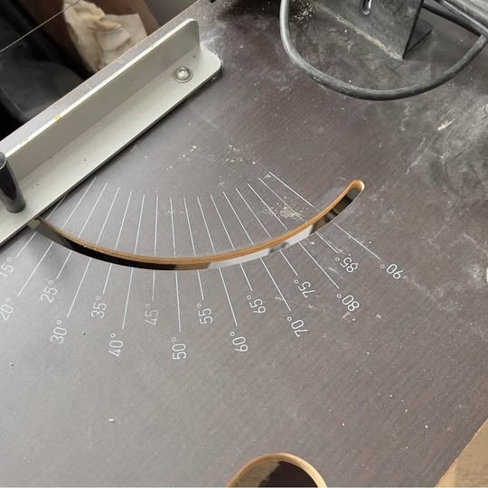 PRENÁJOM- Strunová rezačka polystyrénu - 2