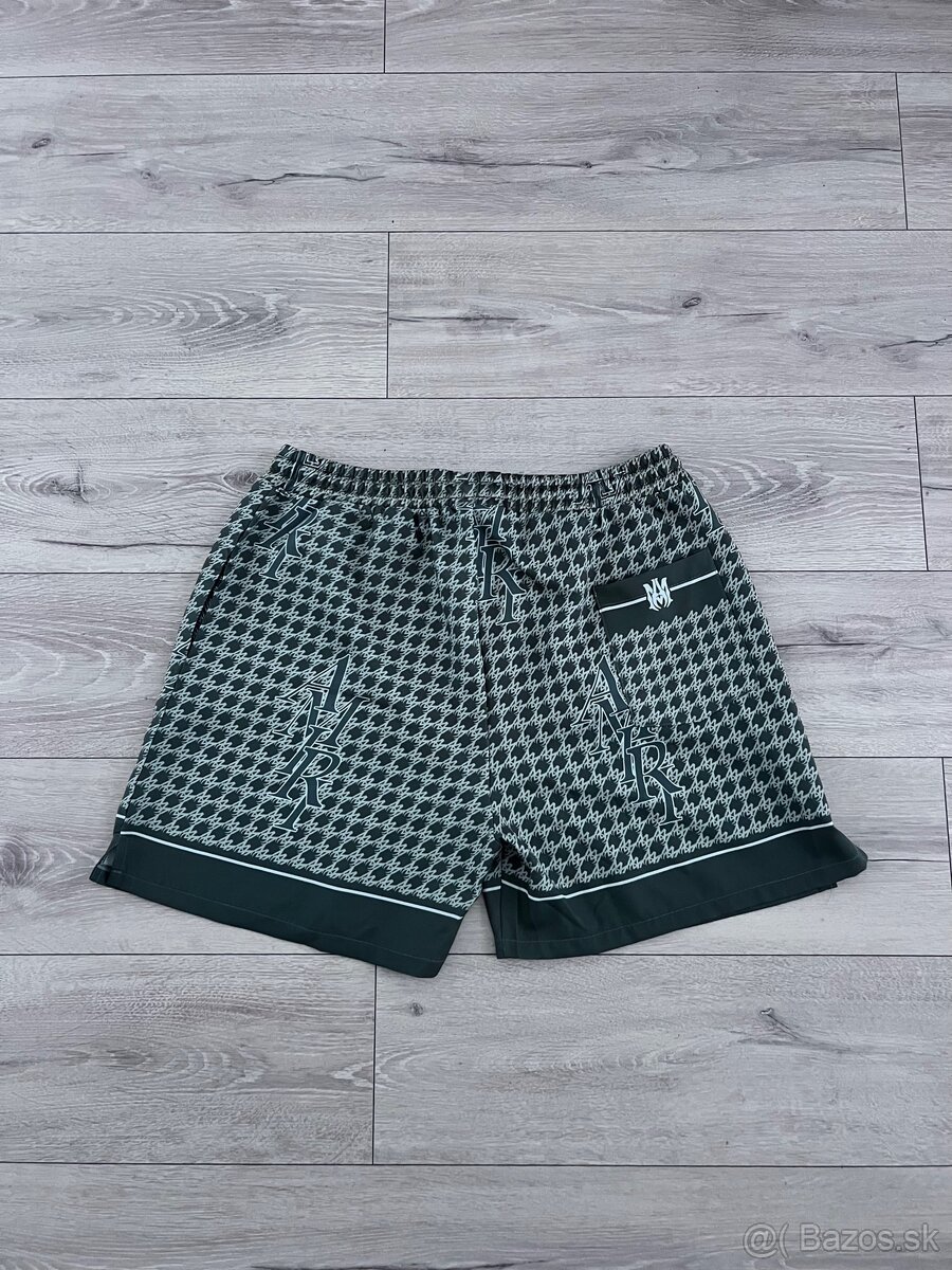 Amiri kraťasy. - 2