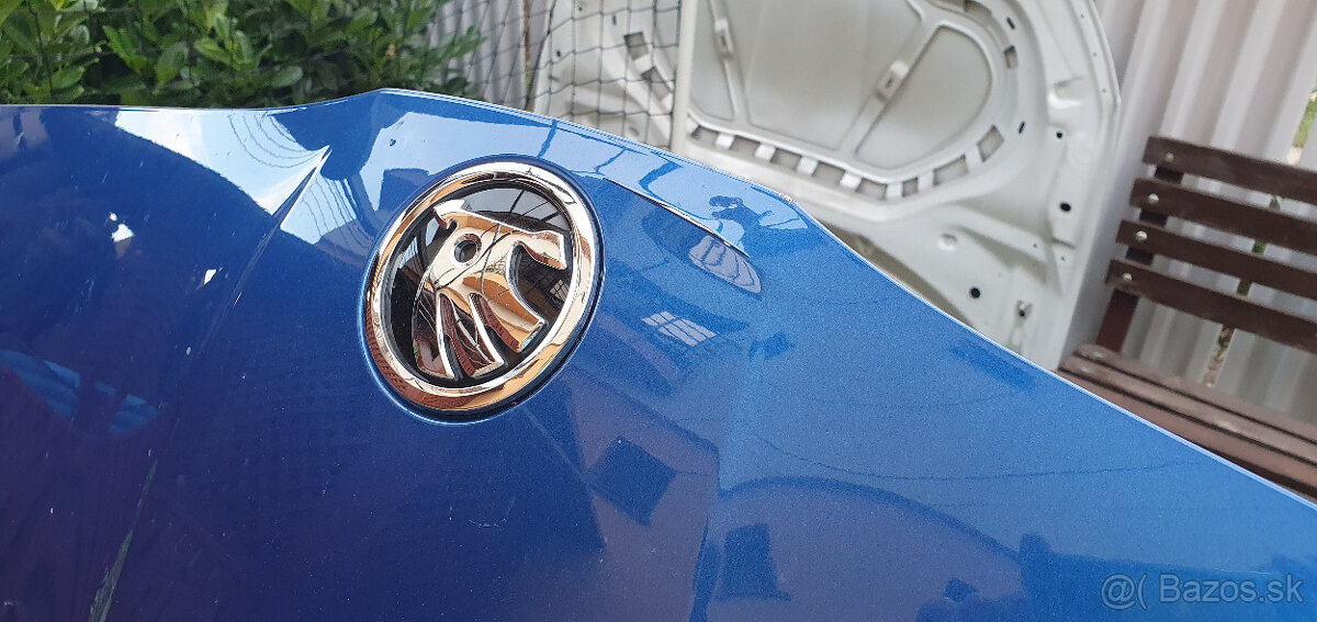 Predná kapota škoda octavia IV - 2
