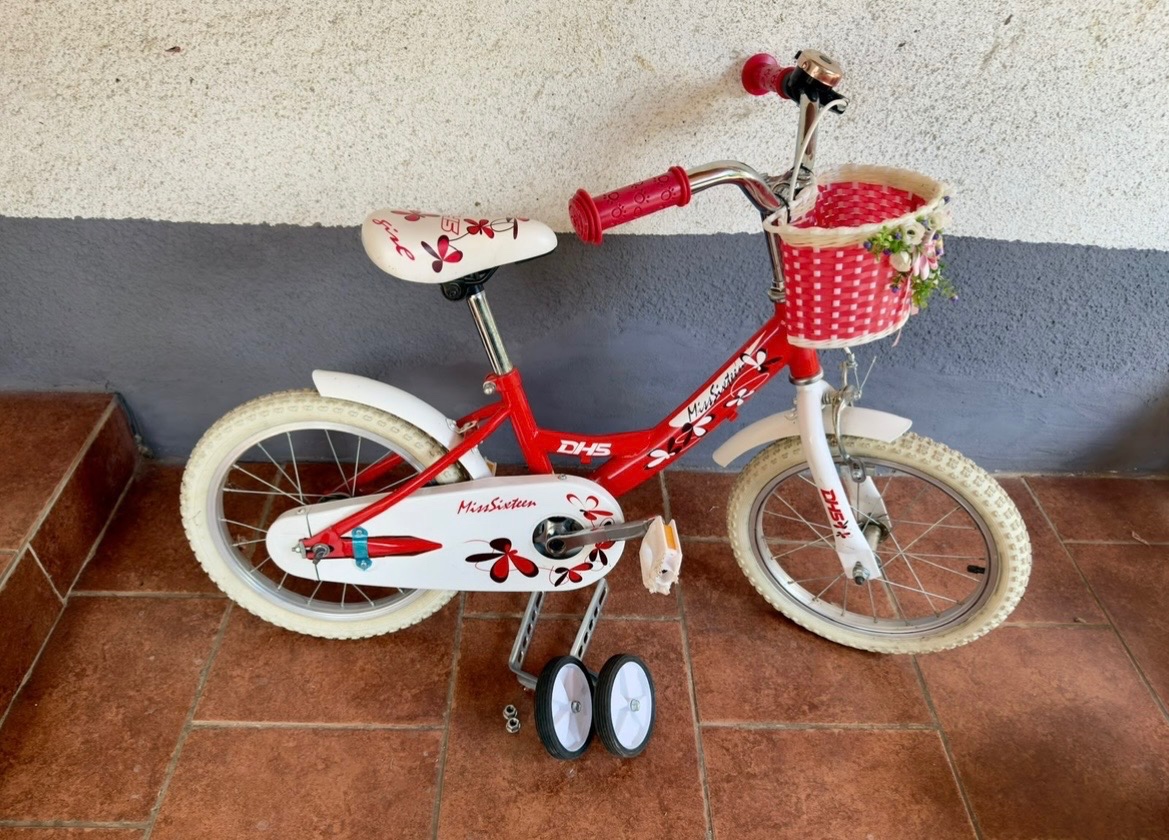 Dievčenský bicykel - 2