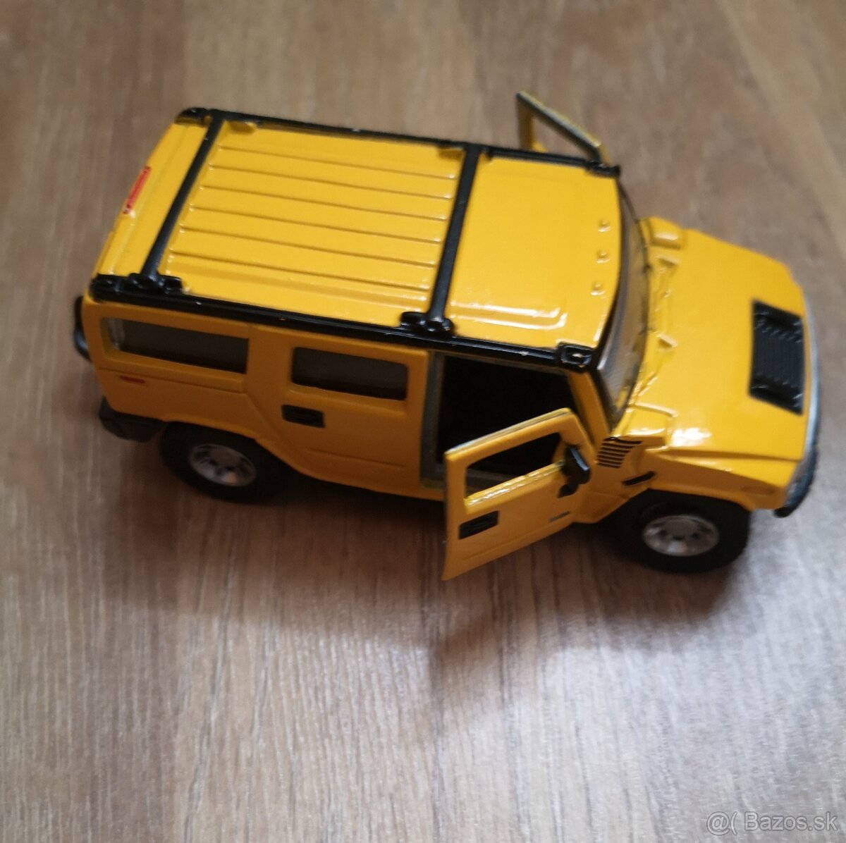 Kovový model Maisto - Hummer H2 SUV (1:46) - Pull Back - 2