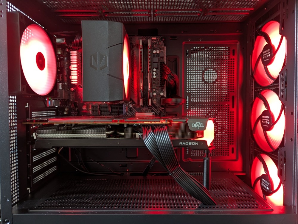 Herné PC AMD RYZEN 5 5600XT, RX6700XT 12GB, 16GB, 500GB NVMe - 2