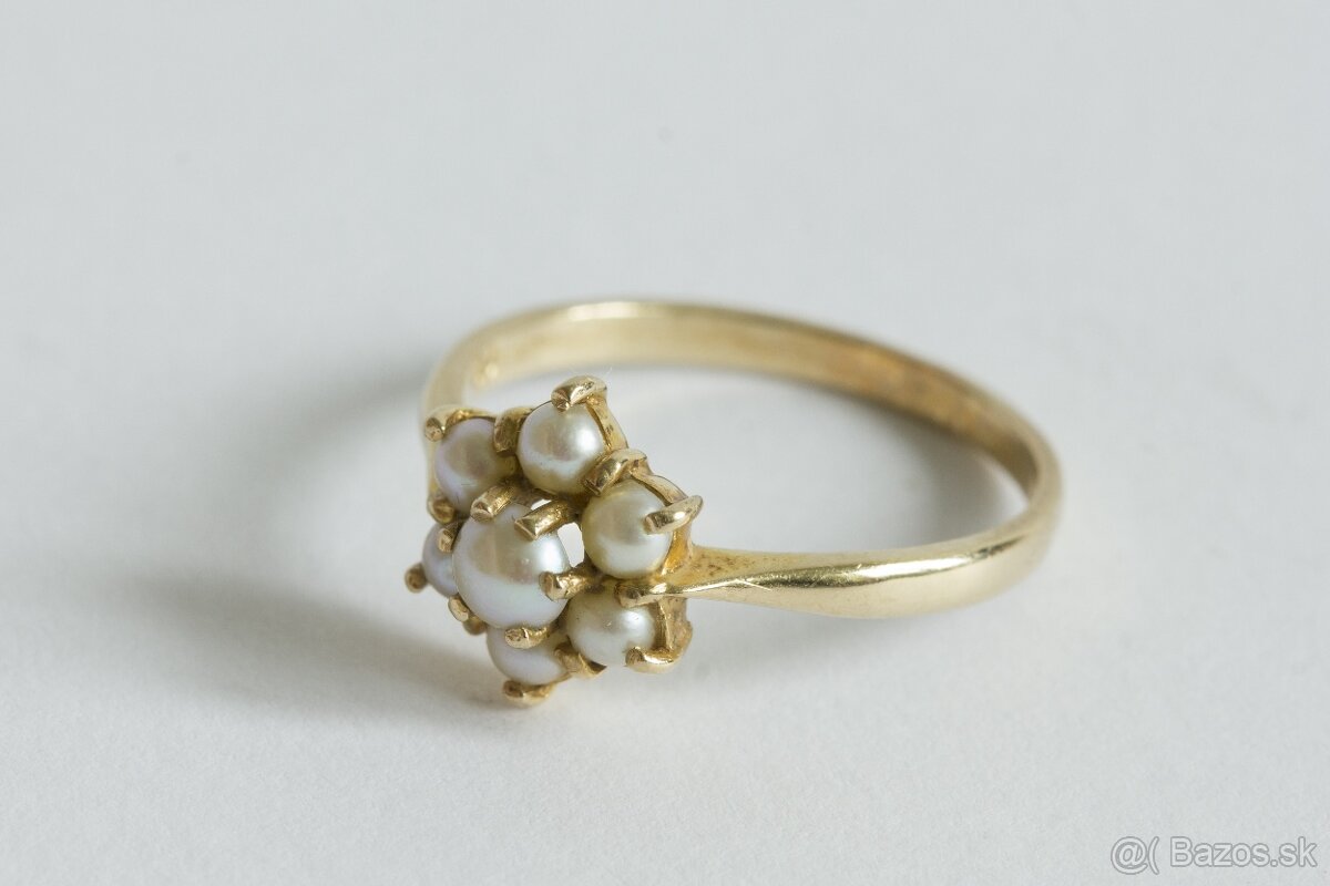 Elegantný 9ct zlatý prsteň s perlami - 2
