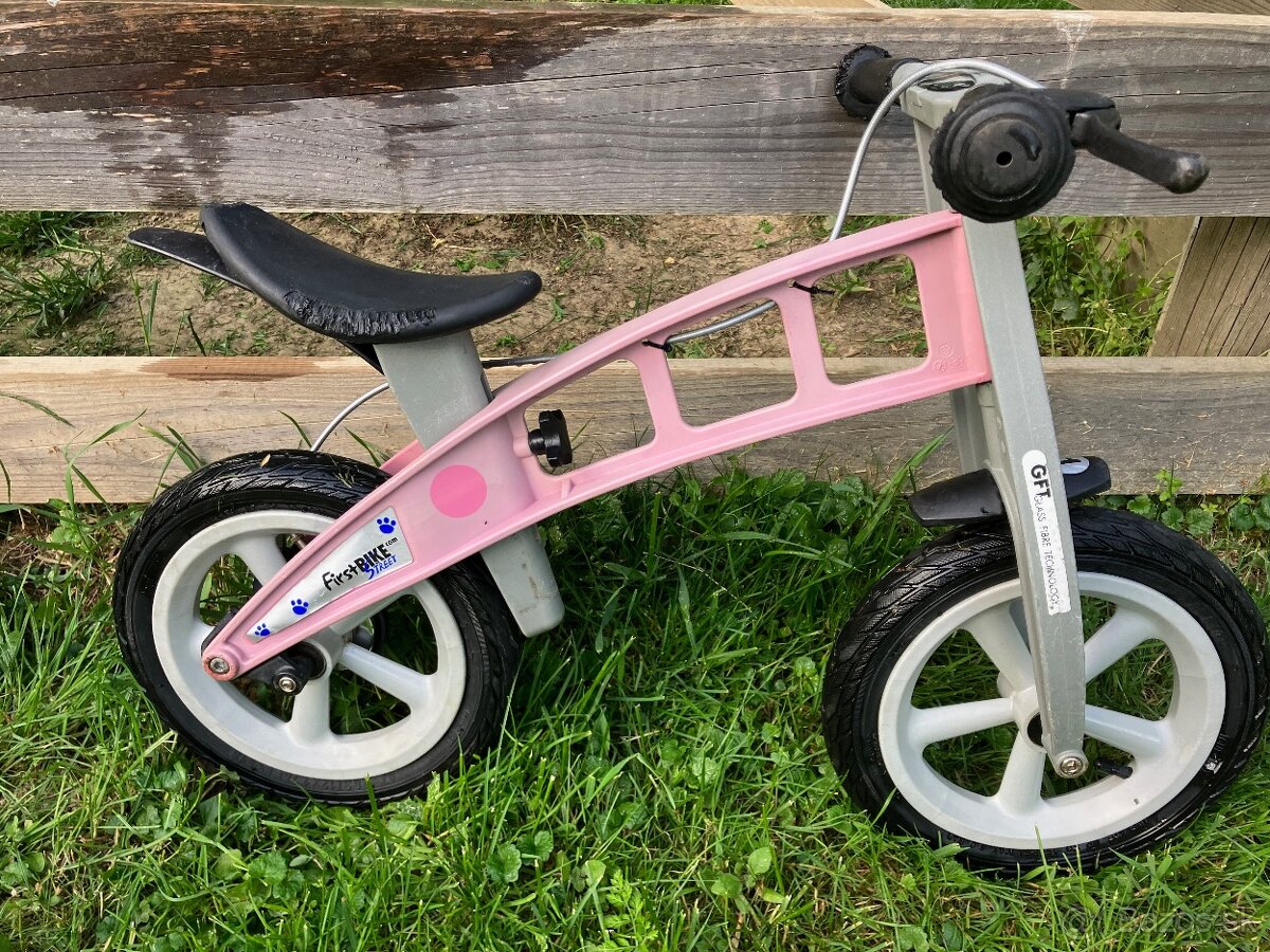 Detské odrážadlo FirstBIKE - 2