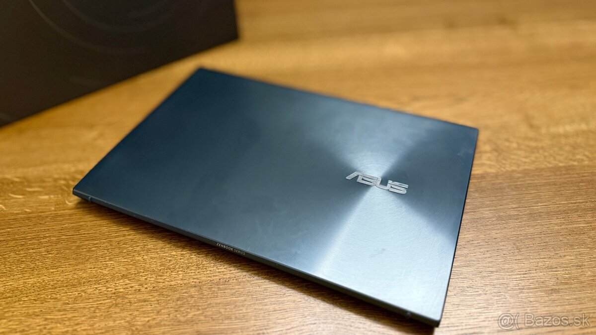 Asus Zenbook - 2