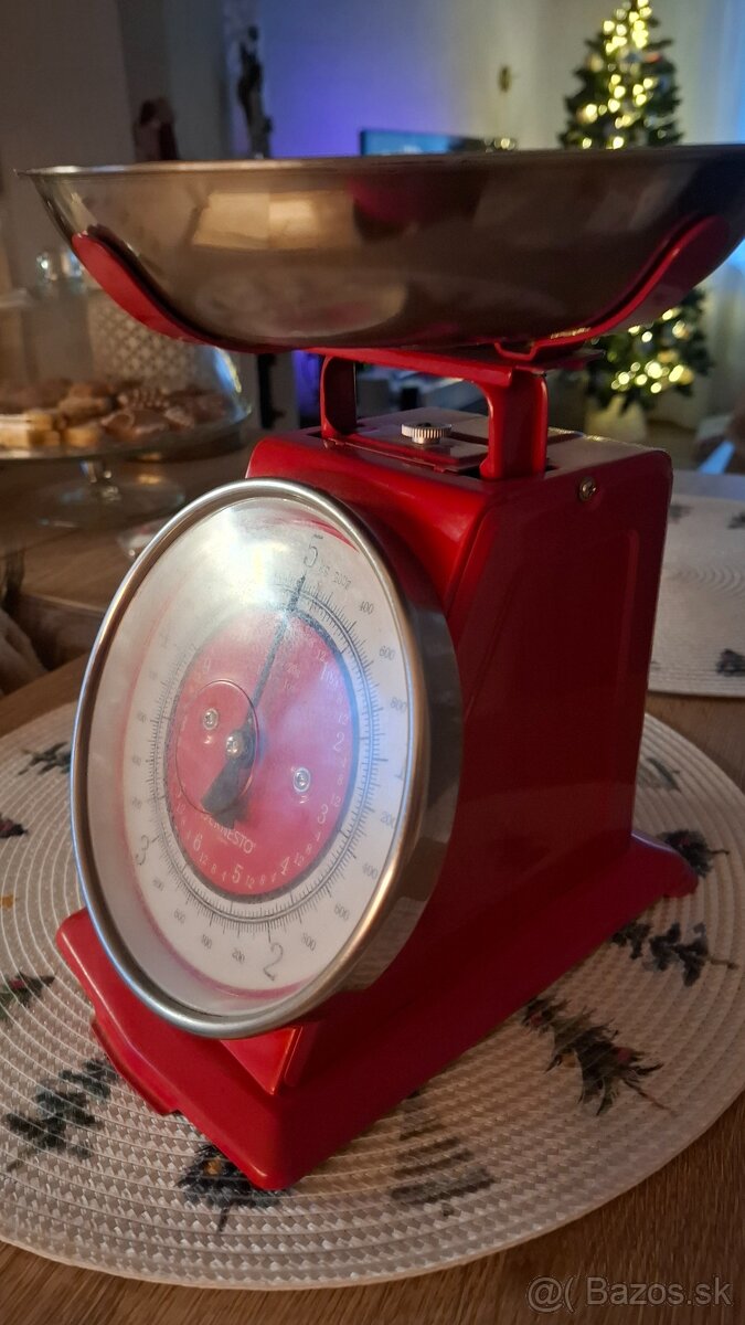 Kuchynska vaha cervena retro - 2