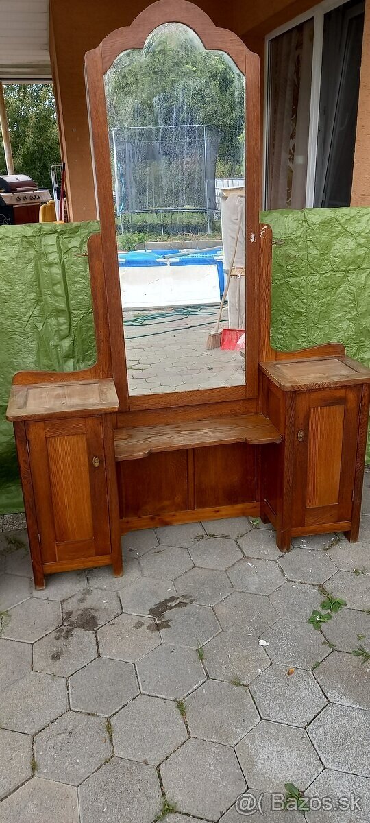 Starožitná spálňa - 2