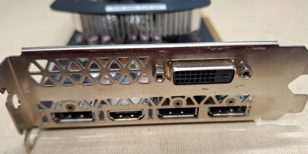 HP GeForce GTX 1060 3GB Workstation - 2