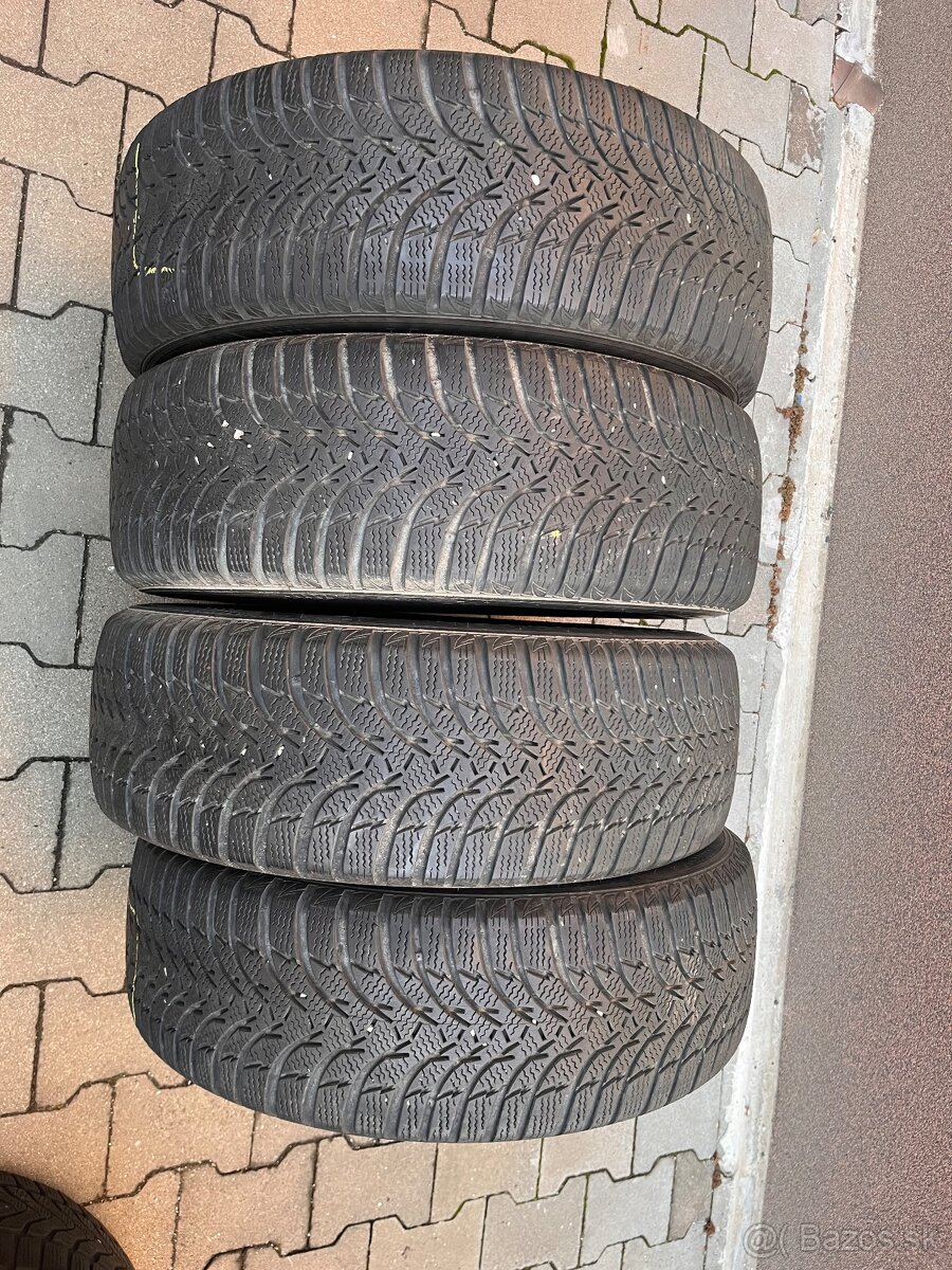 225/60R17 Kumho zimne - 2