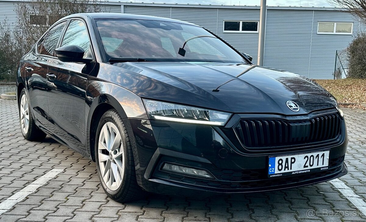 Škoda Octavia IV Sportline TDi - 2