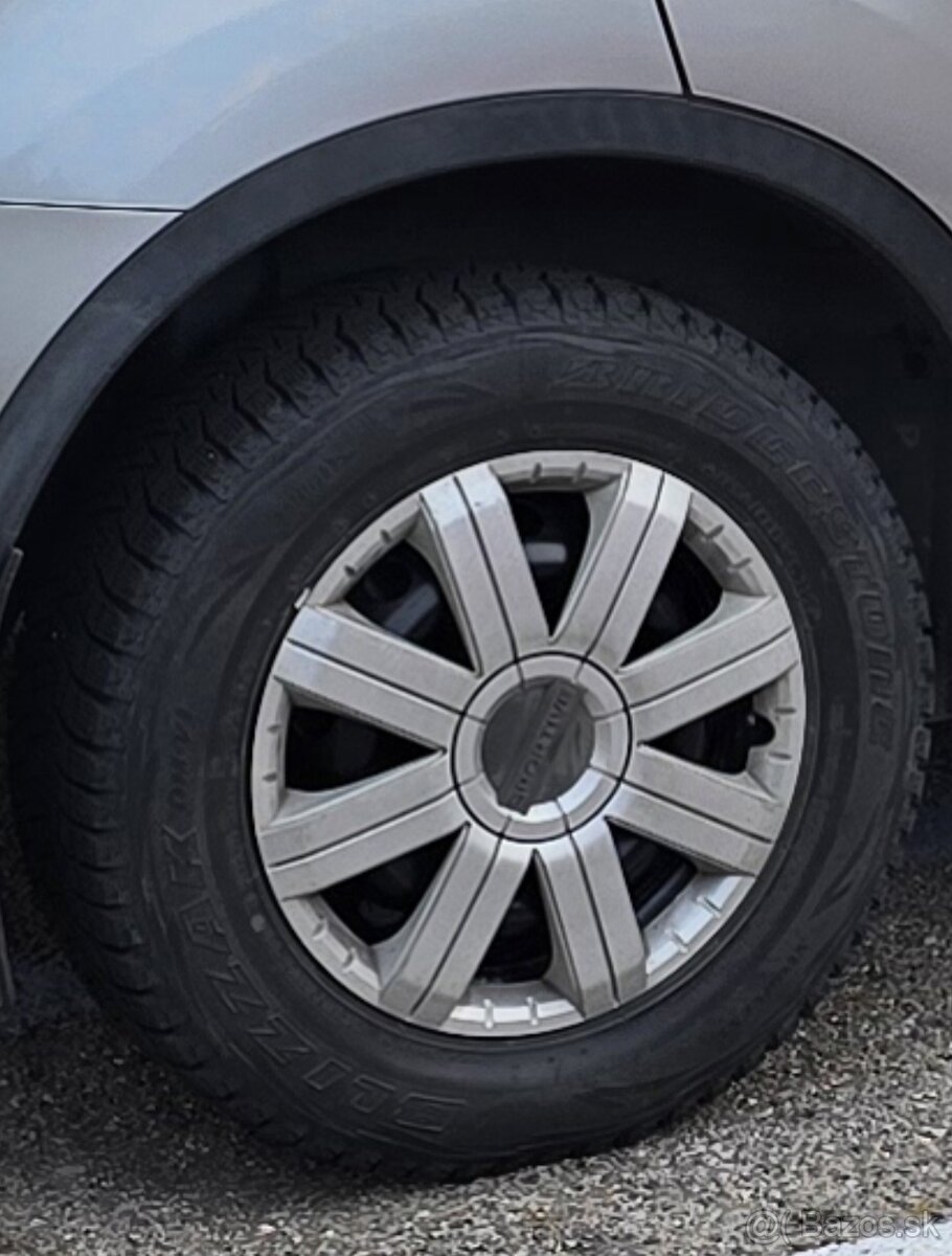 Zimné gumy + plechové disky - 2