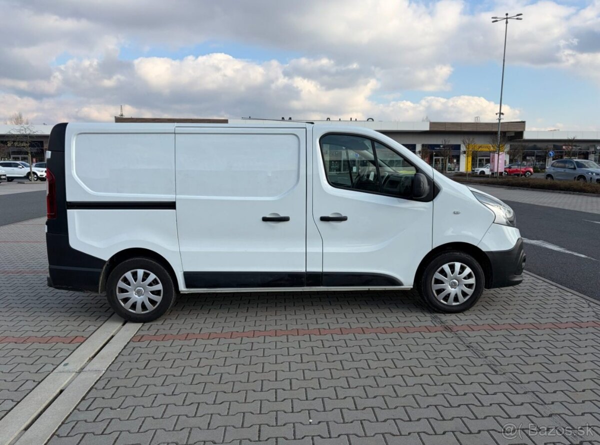 Renault Trafic 1.6 DCi 1.maj. koup. ČR DPH - 2
