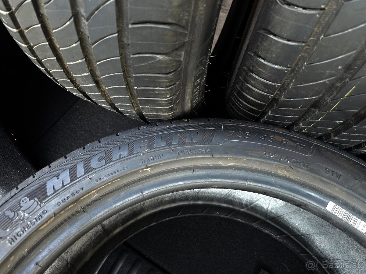 Michelin 225/45 r17 - 2