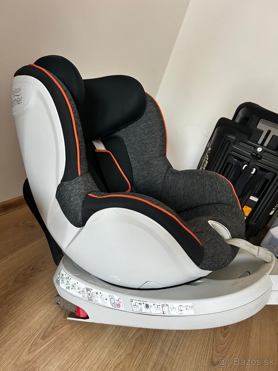 Autosedačka Britax 360 stupňov - otočná - 2