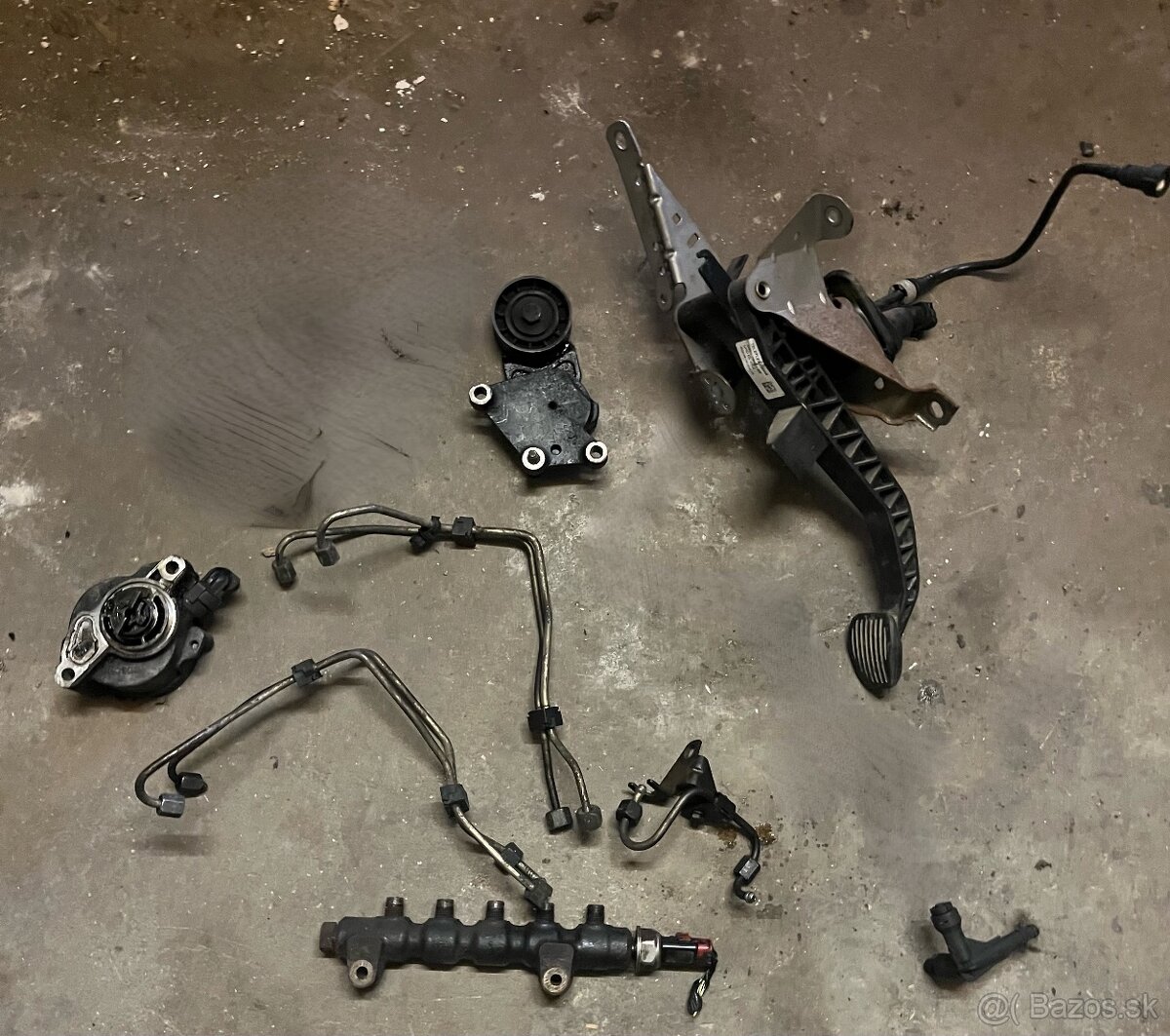 Predam vsetko za 100e Ford Focus MK2 - 2