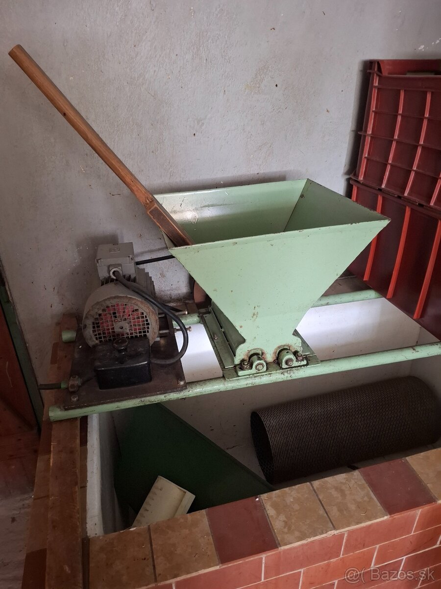 Preš a elektricky mlyn na hrozno - 2