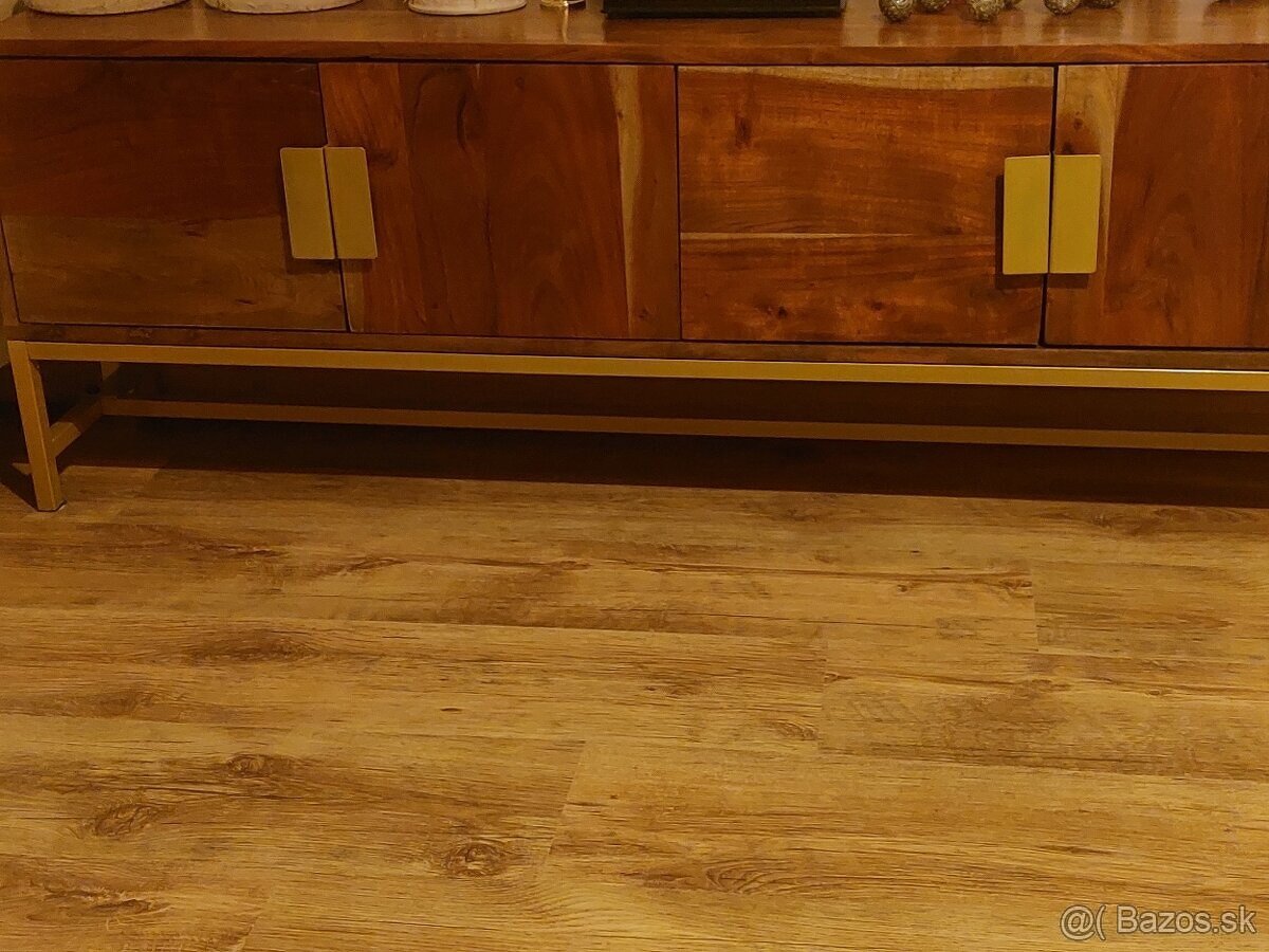 Komoda z akáciového dreva , skrinka pod TV - 2