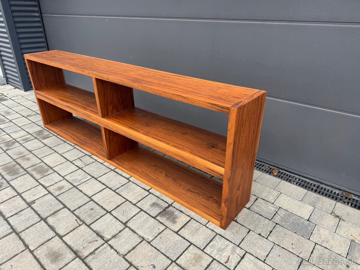 TV SKRINKA / KNIZNICA - 2