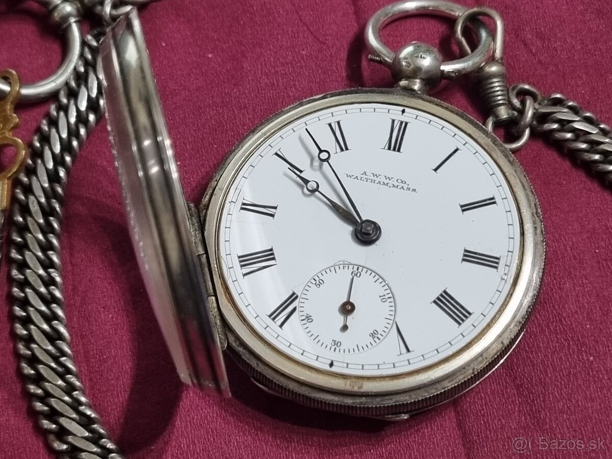 Strieborné,vreckové hodinky,Waltham,klúčovky. - 2