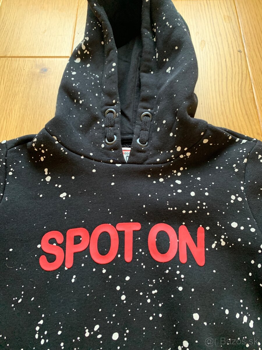 Saty a satova mikina - 2