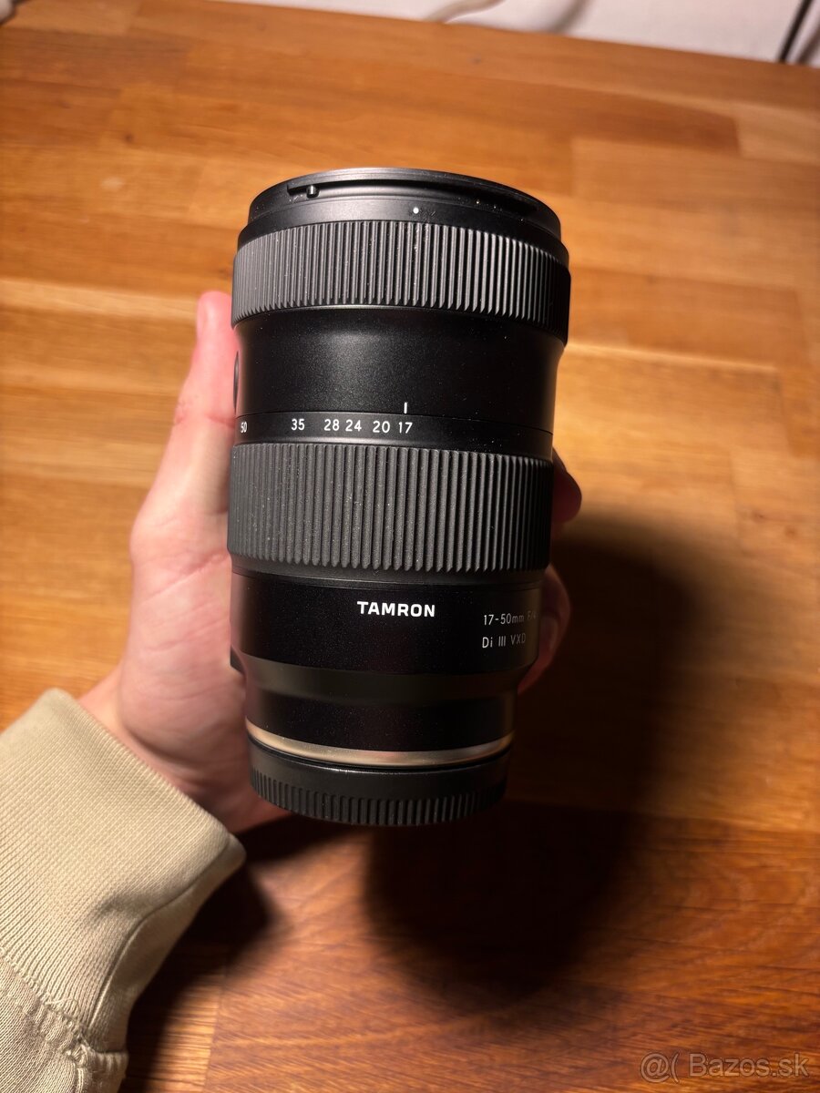 Tamron 17-50mm f/4 Sony FE - 2