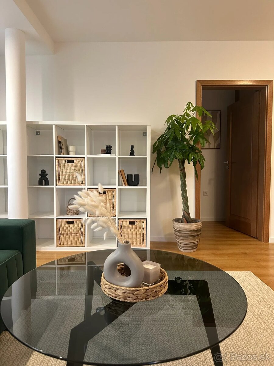 Realitná kancelária Realadr s.r.o. - 2