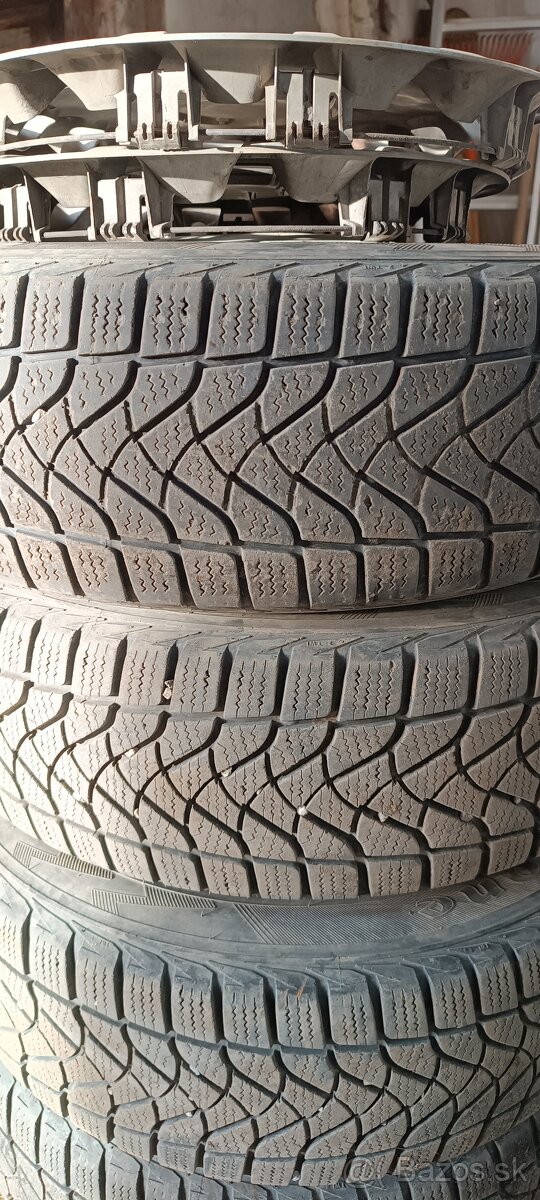 predam zimne pneu ford galaxy - 2