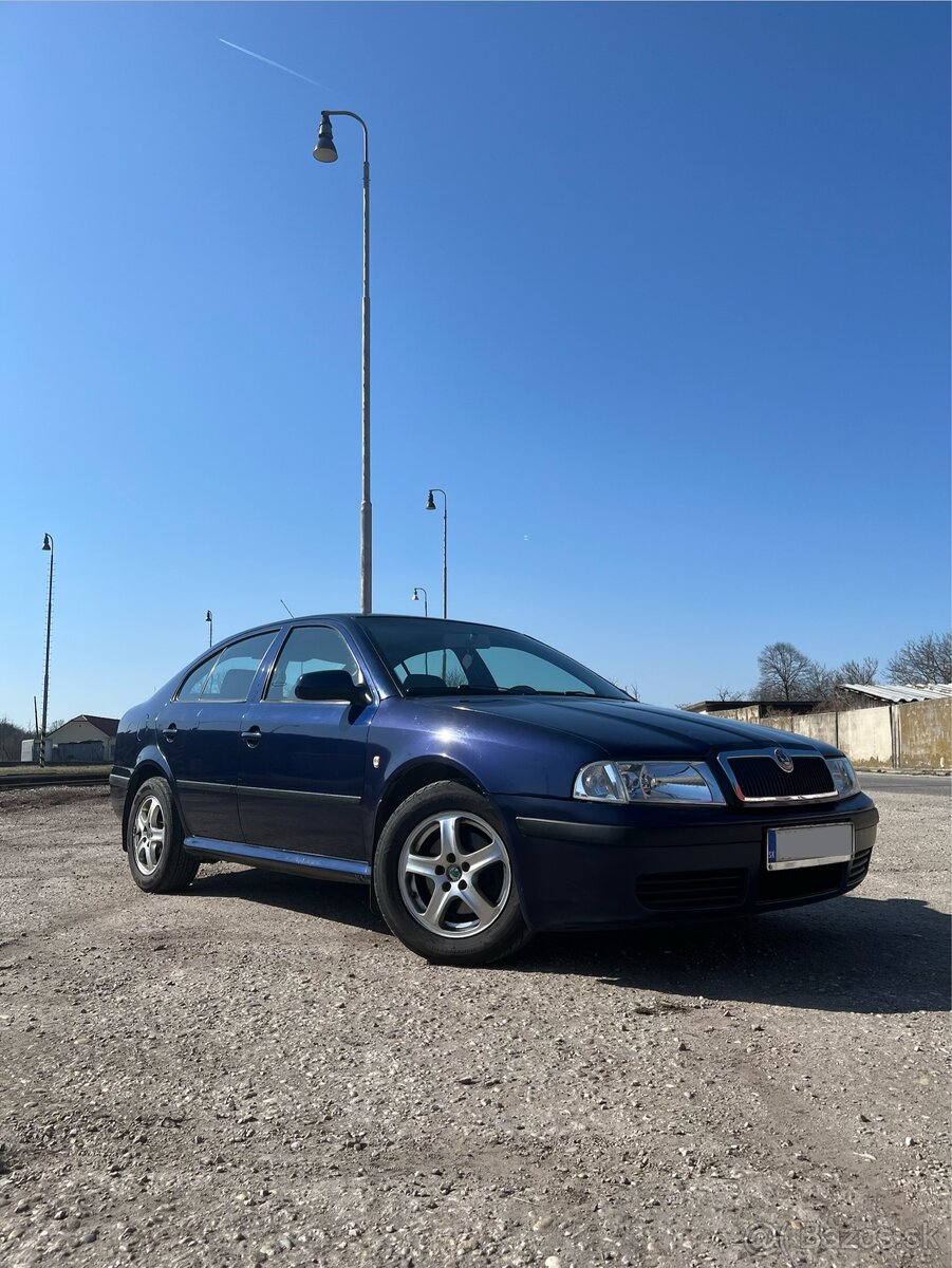Škoda Octavia - 2