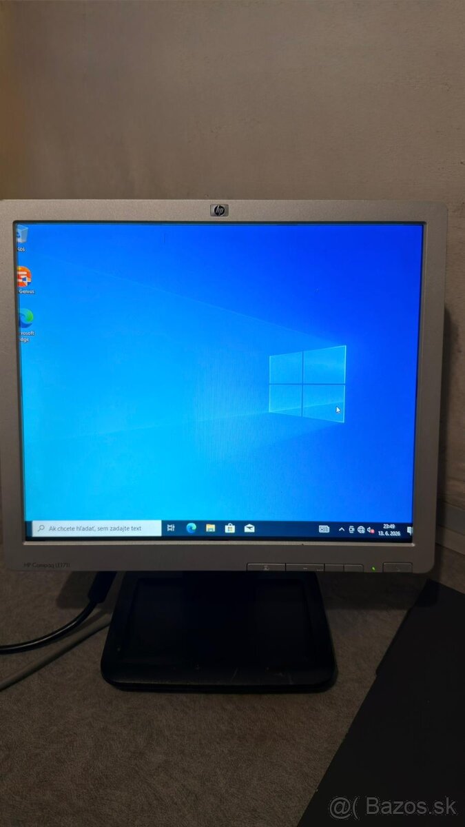 Predám počítač Fujitsu Siemens - 2