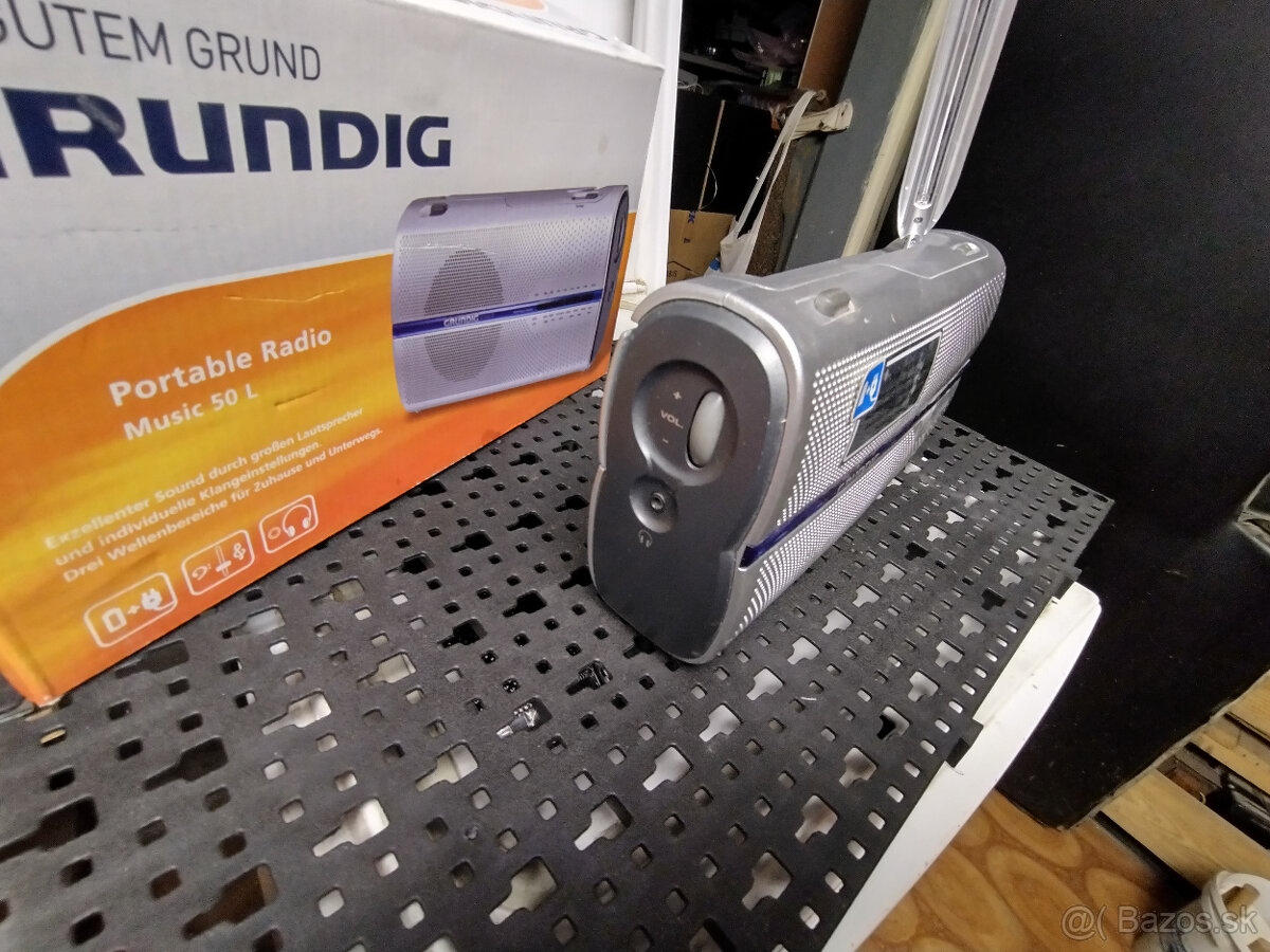 Rádio GRUNDIG - 2