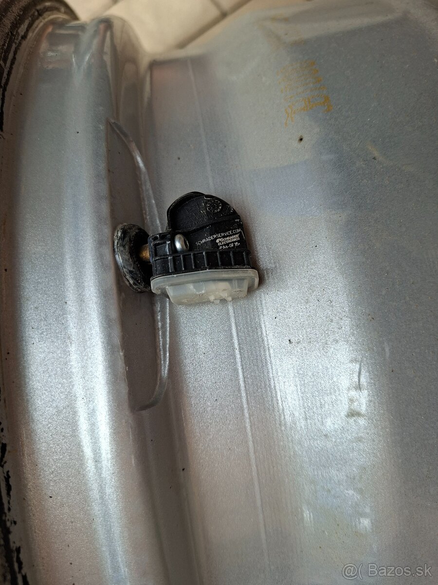 Disky R16 / 5x108 - 2