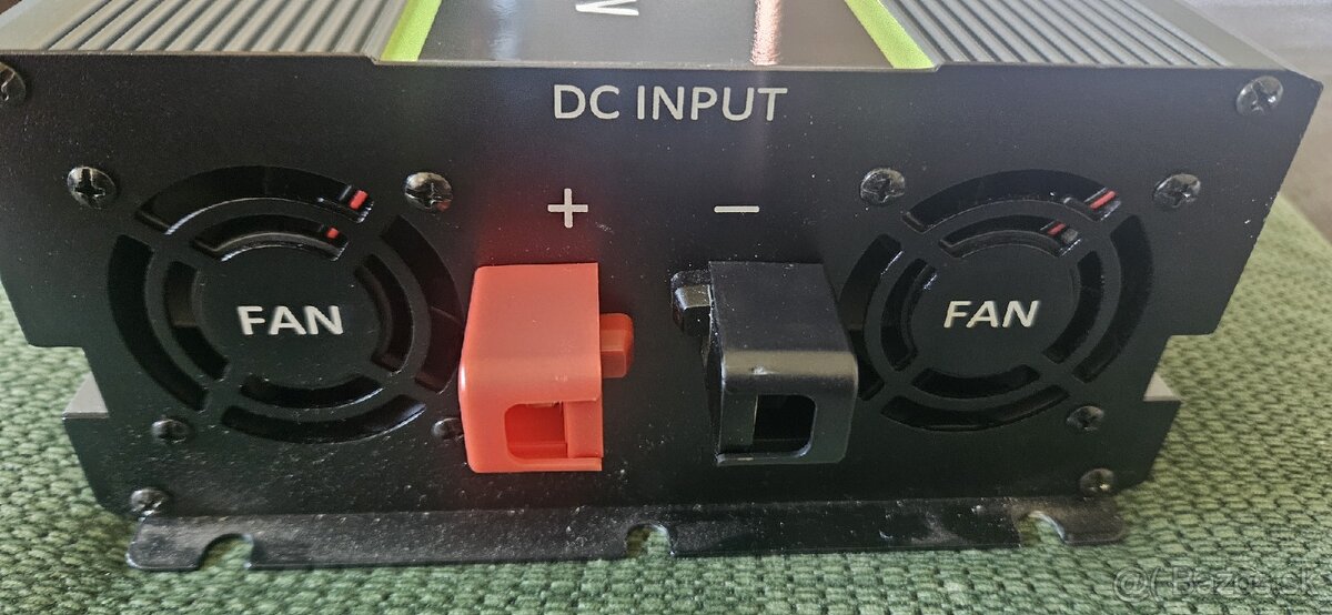 Menič napätia 24v/220v 2000/4000w. - 2