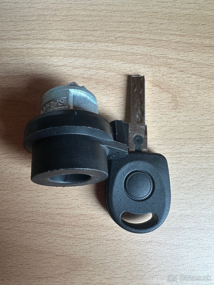 Zámok zapaľovania s kľúčom VW/AUDI - 2