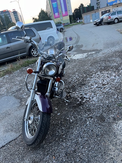 Predám Honda Shadow 1100C2 - 2
