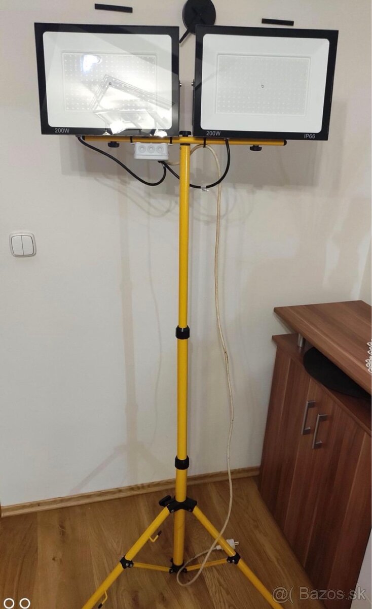 Reflektor 2x 200W zo stojanom - 2