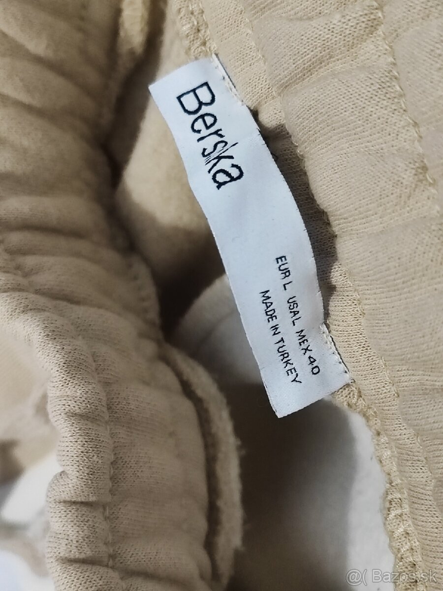 Bershka tepláková súprava NOVÁ - 2