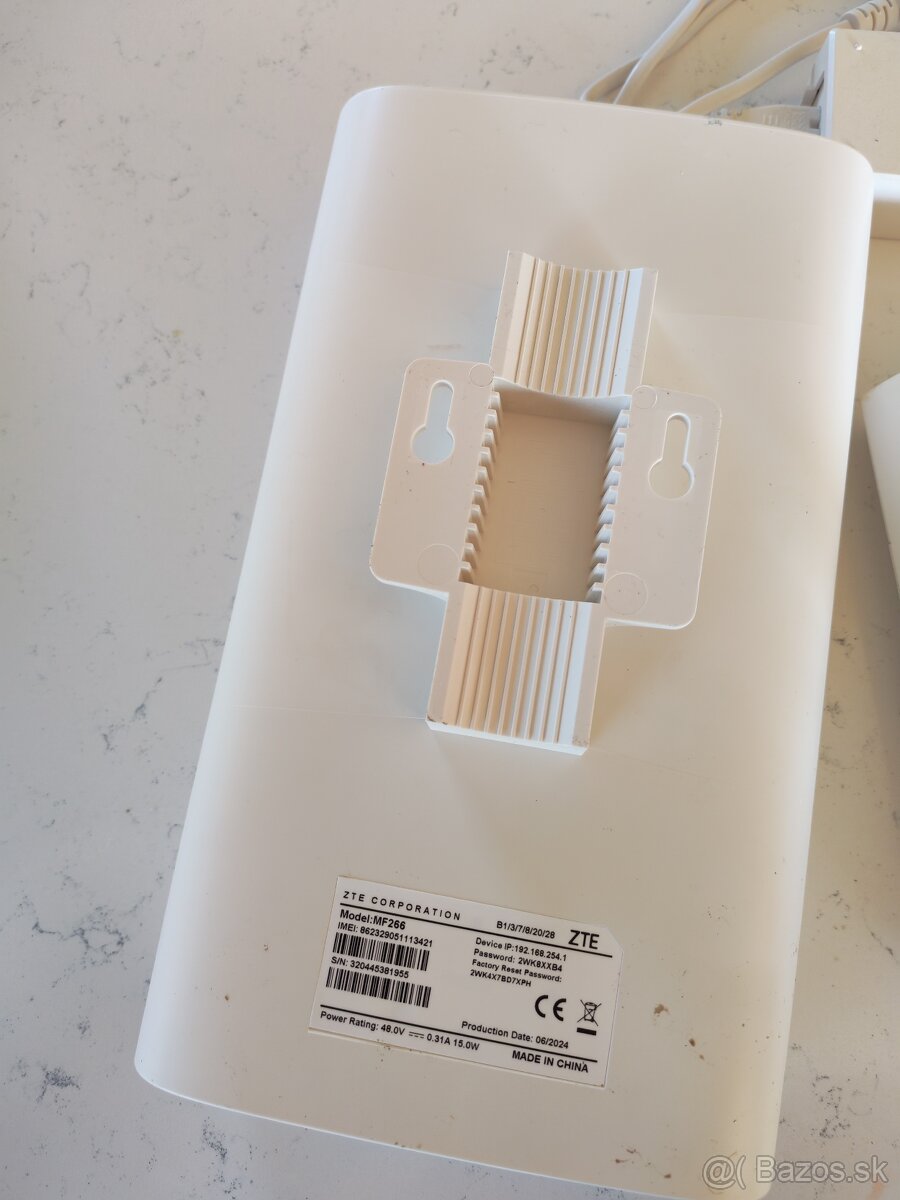 ZyXEL VMG3927 + ZTE router MF266 - 2