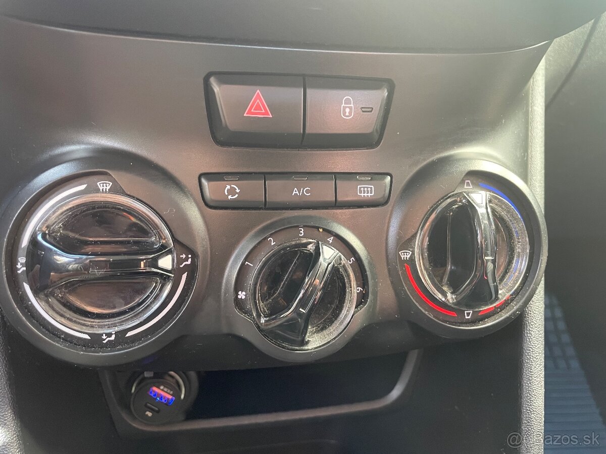 Peugeot 208 • 2012 • 1.4 Diesel • 50 kW • - 2