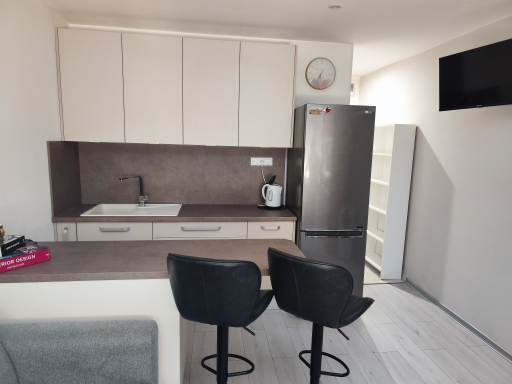 Garsónka do prenájmu Nitra Chrenová prerobená zariadená - 2