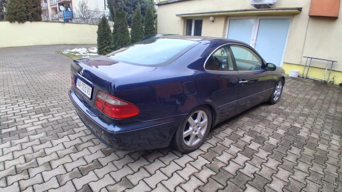 Mercedes CLK Coupe - 2