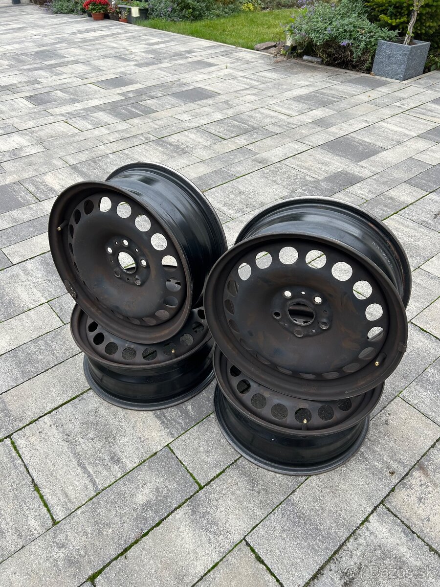 Plechové disky 16” aj s puklicami - 2