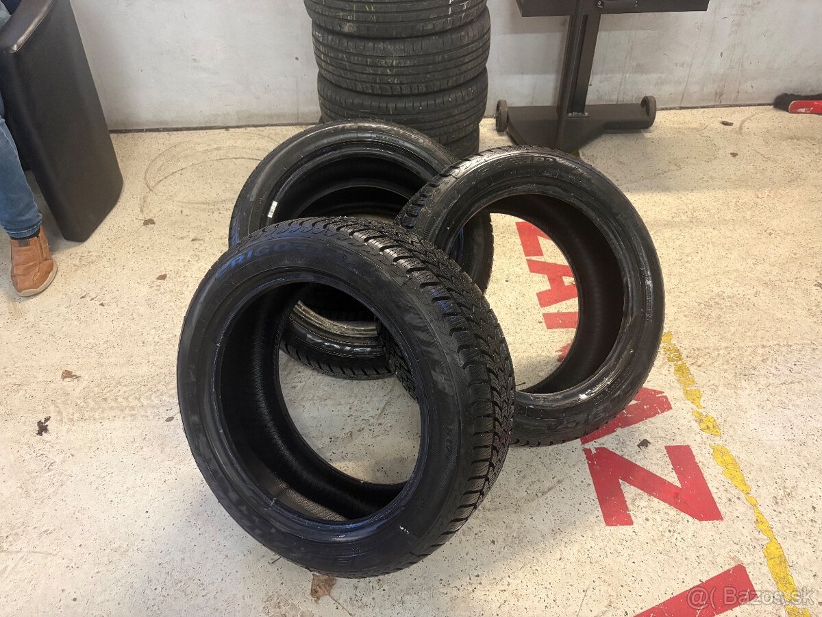 Predám pneumatiky 227/50 r17 Debica - 2